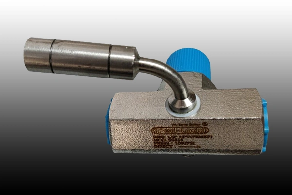 Gauge Cock Manufacturer in Delhi